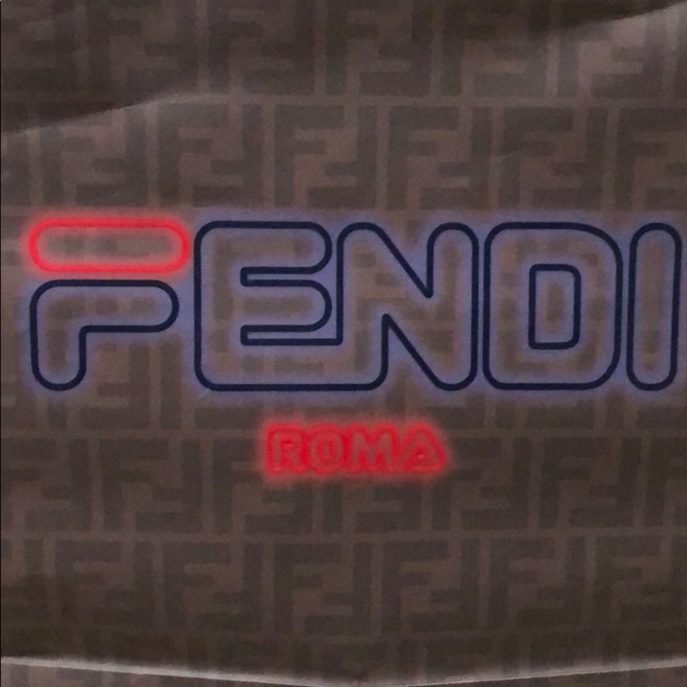 Meet your Posher, Mar